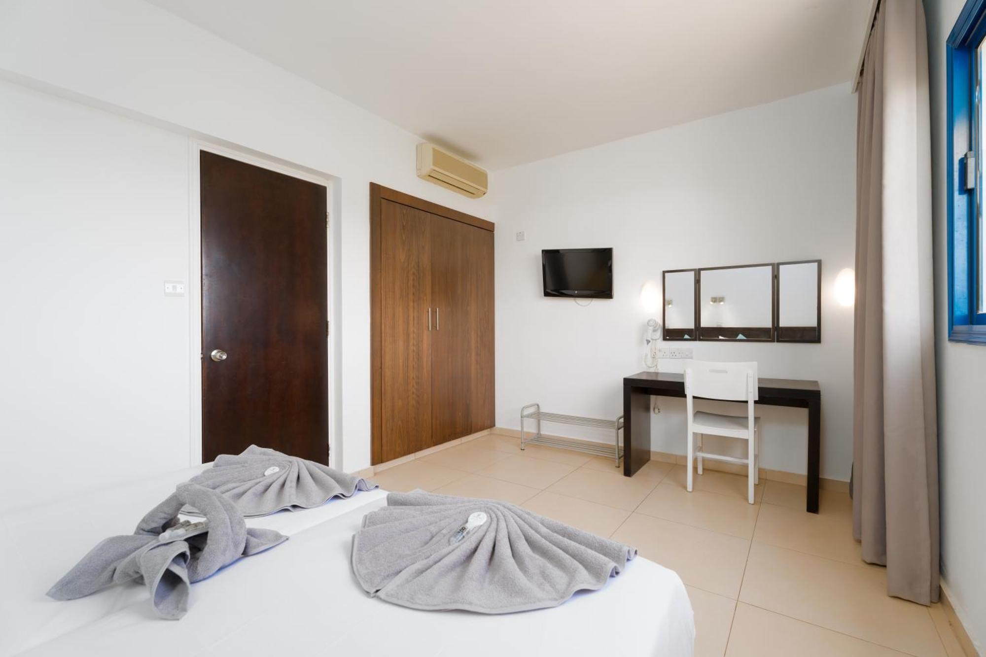 Kritamo Beach Hotel Apartments Agia Napa Exterior foto